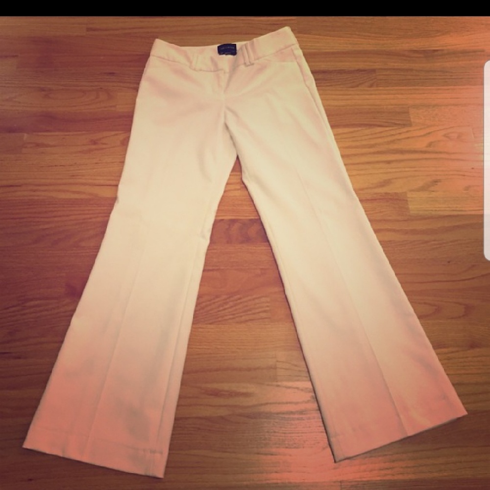 Wide-leg, off-white pants